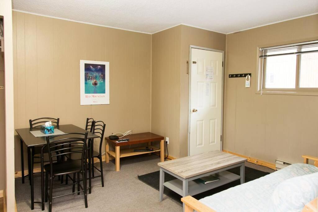 Lone Star Motel Россленд Екстер'єр фото